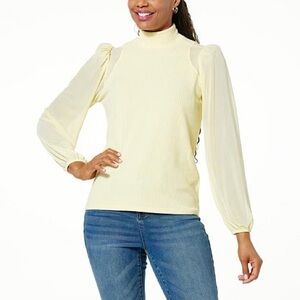 DG2 by Diane Gilman Pale Banana Cream Puff Sleeve Knit/Mesh Top. NWOT